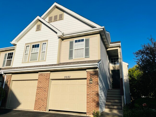 Foto del edificio - 3031 Saganashkee Ln