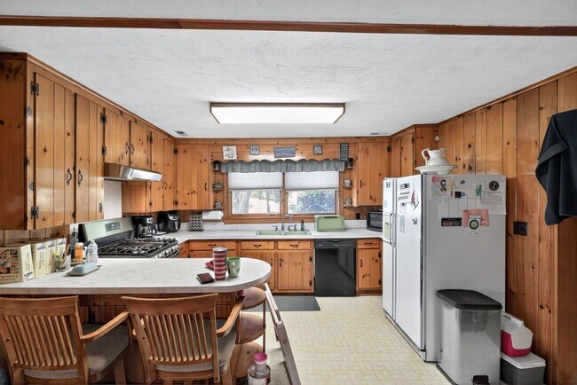 Foto del edificio - 3525 E Ridge Rd