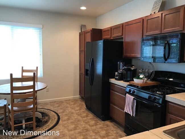 Foto del edificio - 10660 Brittany Park Dr