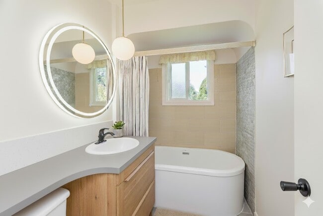 Photo du bâtiment - 8183 Strathearn Av