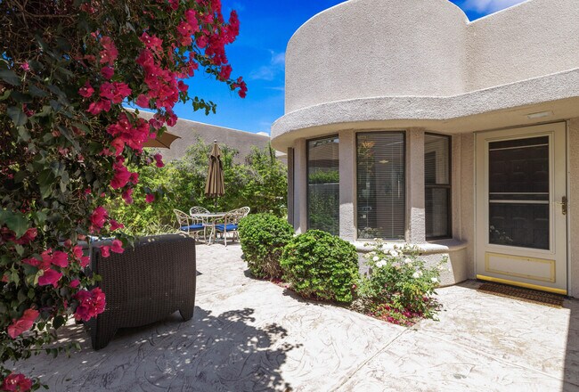 Building Photo - 48114 Cll Seranas