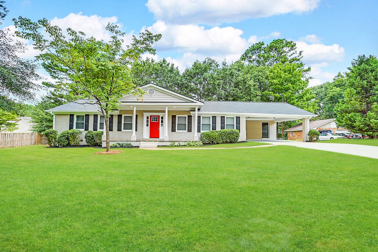 Primary Photo - 2045 Blackwell Rd