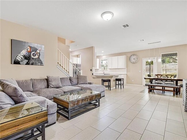 Building Photo - 808 Sandhill Branch Dr