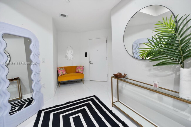 Photo - 851 Northeast 1st Avenue, Miami, FL 33132 - 1 BR 2 BA condo
