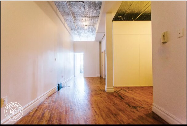 Building Photo - 1086 Flushing Ave