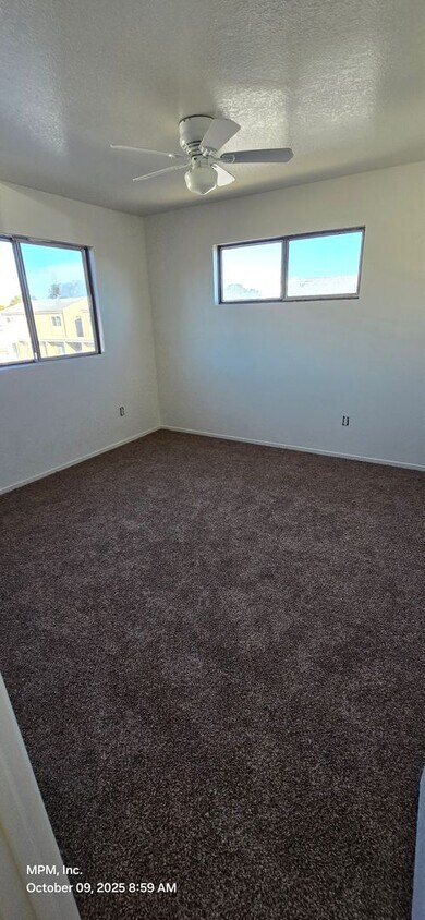 Foto del edificio - 206 Myrtlewood Dr