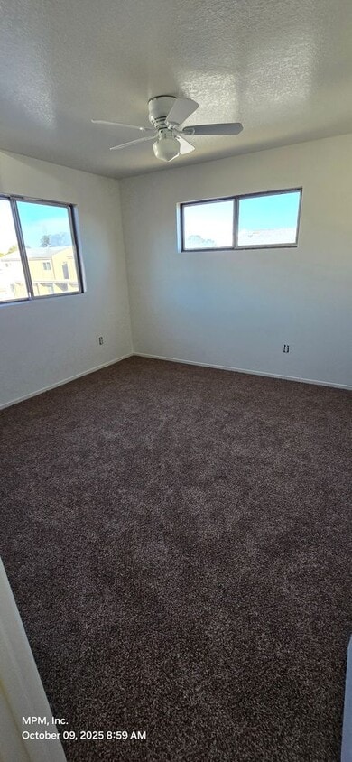 Building Photo - 206 Myrtlewood Dr