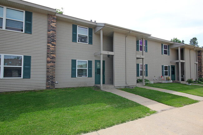 Foto del edificio - Warroad Townhomes