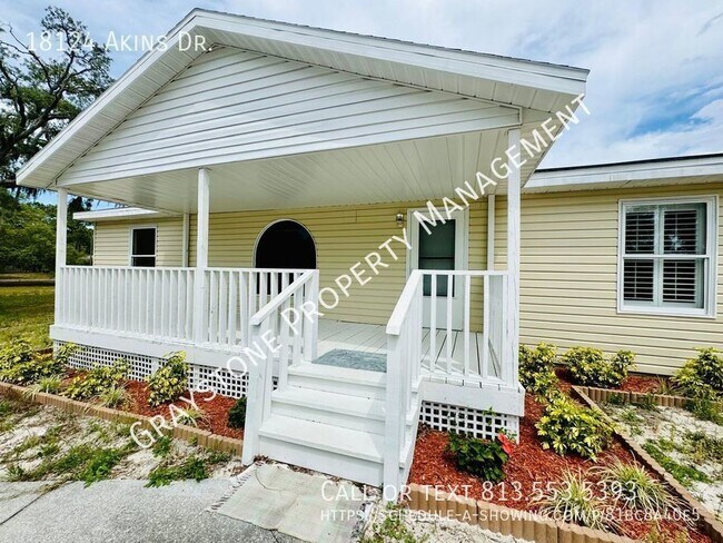 Foto del edificio - Country Living: Impeccable 3-Bedroom Mobil...
