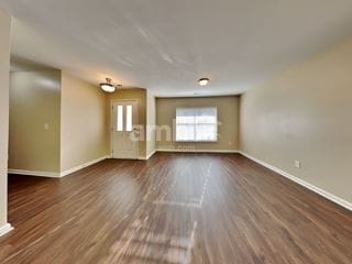 Foto del edificio - 214 Pine Hall Dr