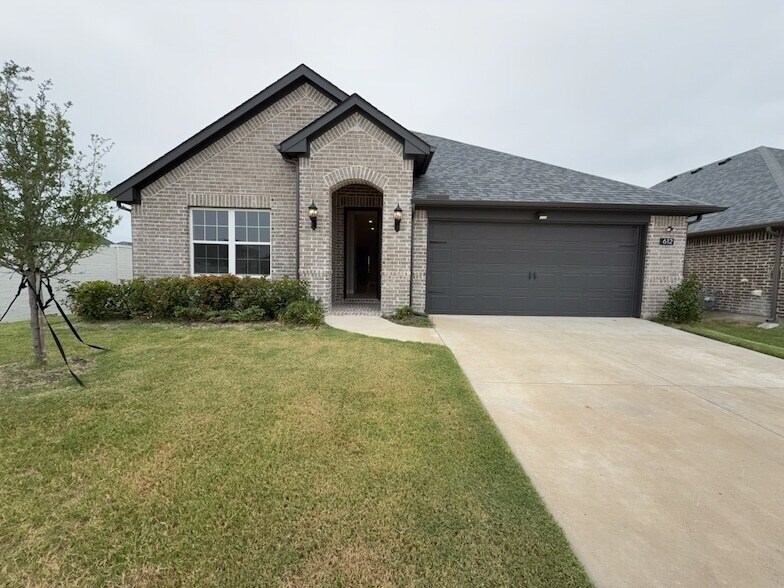 Foto principal - 612 Amenduni Ln