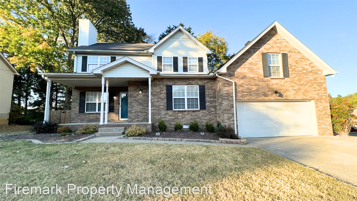 Primary Photo - 4 br, 2.5 bath House - 3200 W Yorkshire Ct
