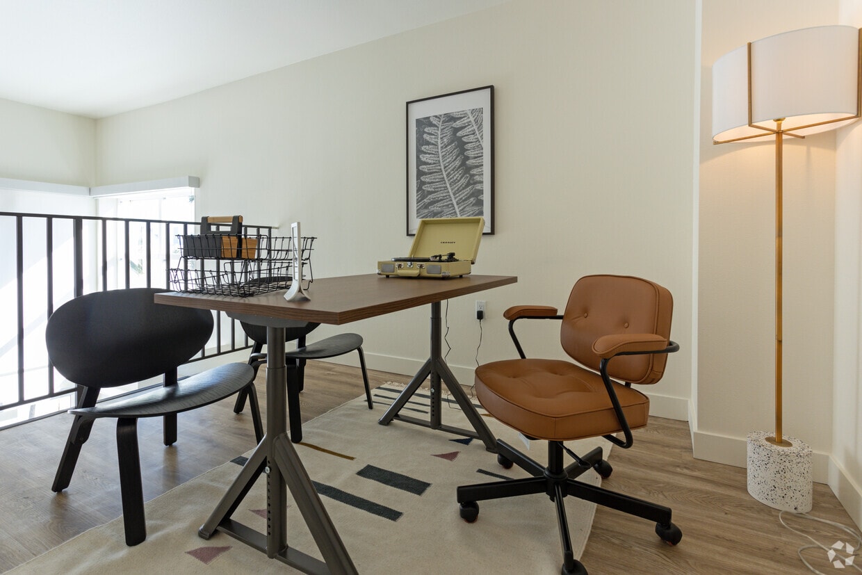 Sawyer Apartments in Los Angeles, CA Westside Rentals