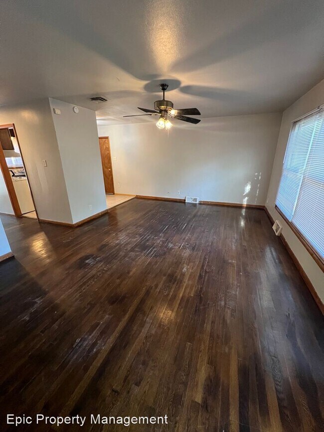 Building Photo - 3 br, 1.5 bath House - 5324 SW 15th St