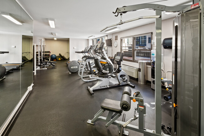 Foto del edificio - 1313 N Ritchie Ct