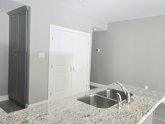 Foto del edificio - 3516 B Hunnicutt St