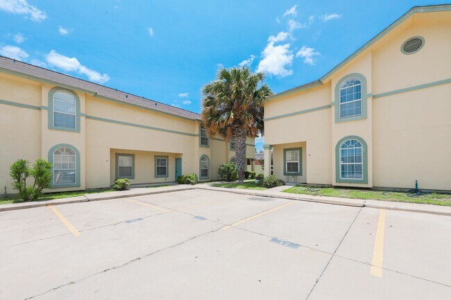 Foto del edificio - 1000 Ranchway Dr