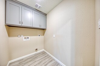 Building Photo - 3526 Brook Shadow Dr