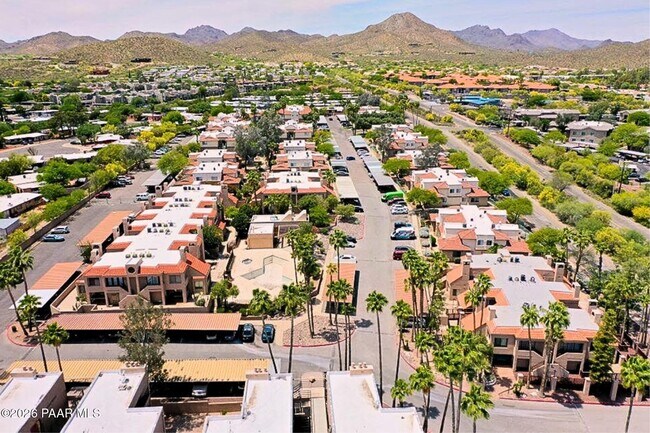 Building Photo - 2601 W Broadway Blvd