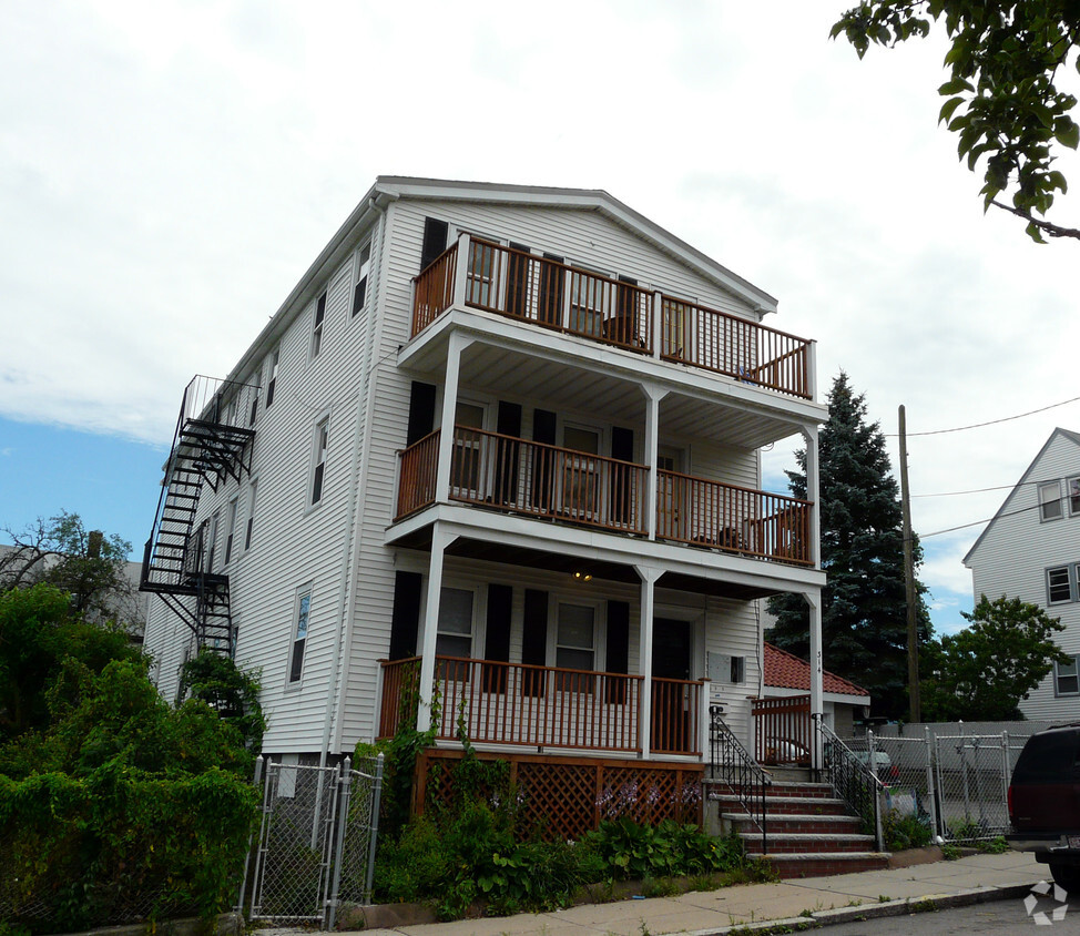 Building Photo - 314 Kittredge St
