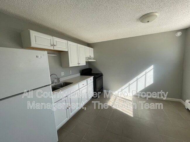 Building Photo - 1622 Alton St