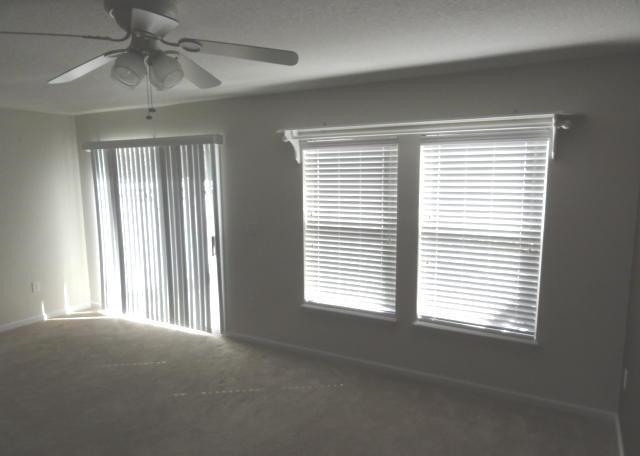 Foto del edificio - Wonderful 2/2.5 in gated community in CROS...