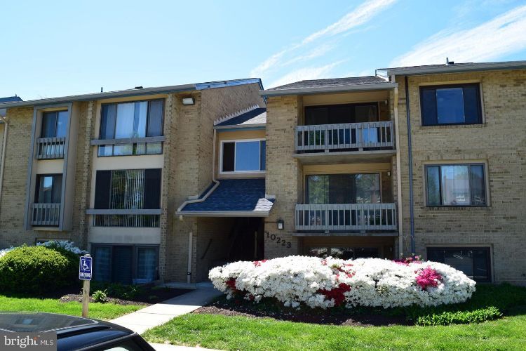 Foto principal - 10223 Valentino Dr