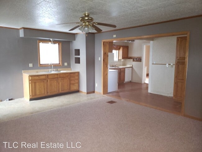 Building Photo - 4 br, 2.5 bath House - 122 Rowley Street
