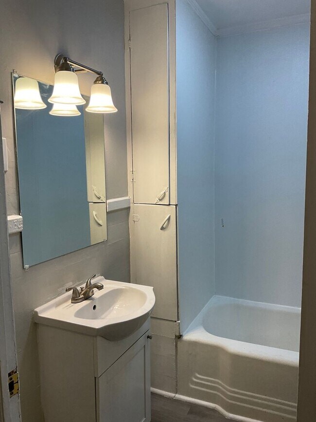 Foto del edificio - You will love this 2 bedroom/1 bath home in Gastonia.