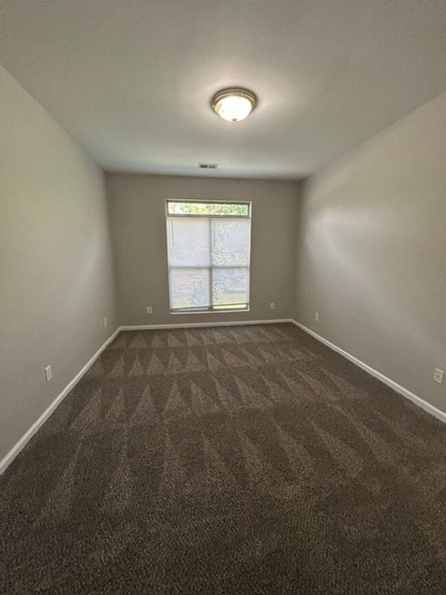 Building Photo - Beautiful Ranch home in Masterson Station                260615