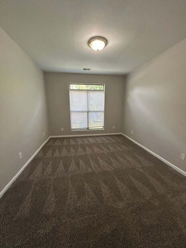Foto del edificio - Beautiful Ranch home in Masterson Station                260615
