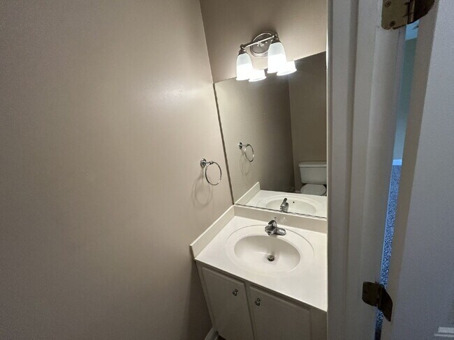 Foto del edificio - Home for Rent
