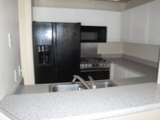 Building Photo - Open and Airy Condo at Country Club Villag...
