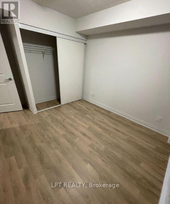 Photo du bâtiment - 20 Meadowglen Pl