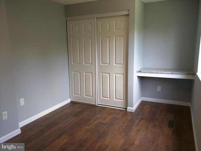 Building Photo - 1626 Devil Ln