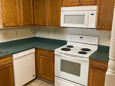 Building Photo - 108 Cardinal Ln