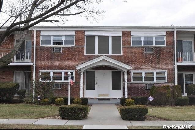 Primary Photo - 6 Ivy St