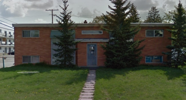 Building Photo - 1207 Empress St