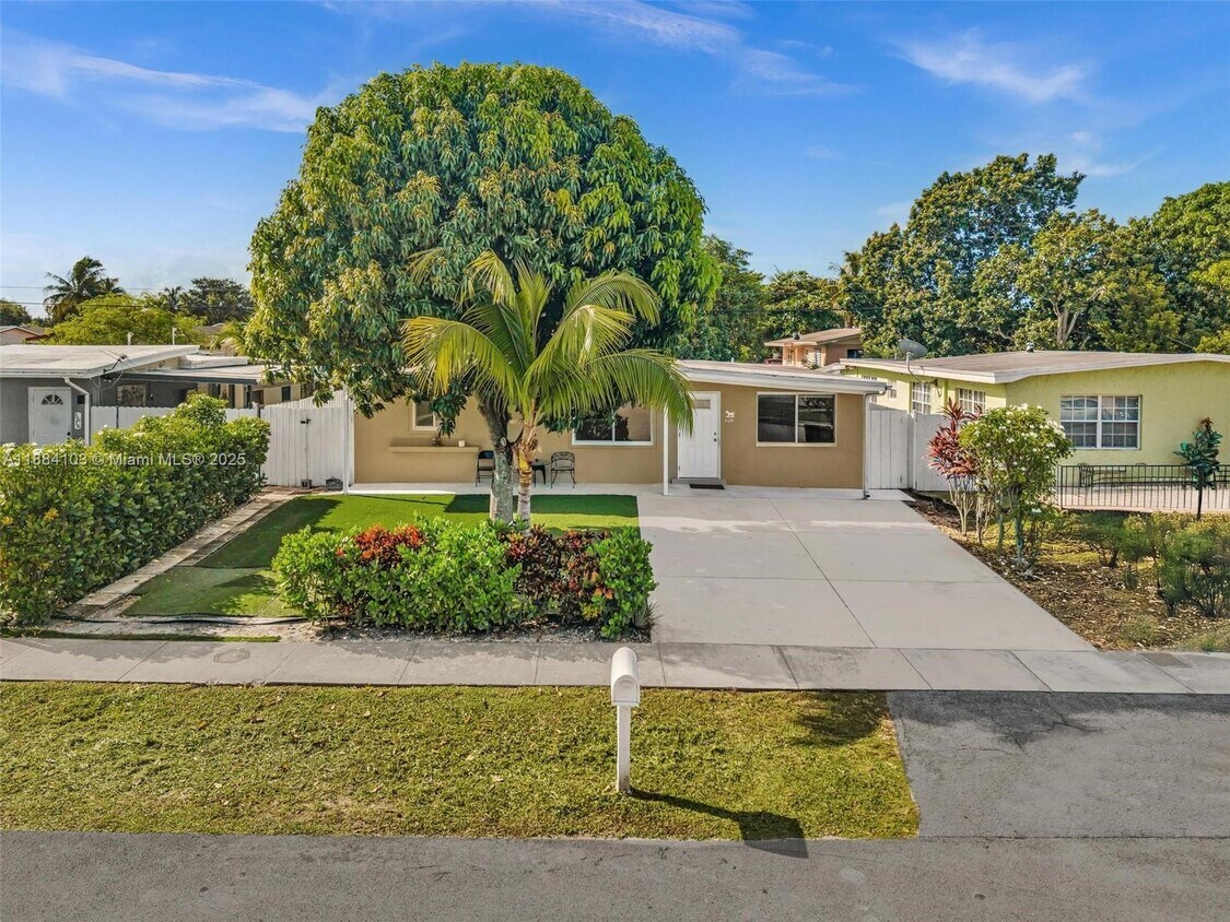 Primary Photo - 5618 SW 36th St