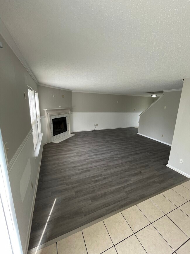 197 Frostwood Ln, Greenwood, IN 46143 House Rental in Greenwood, IN