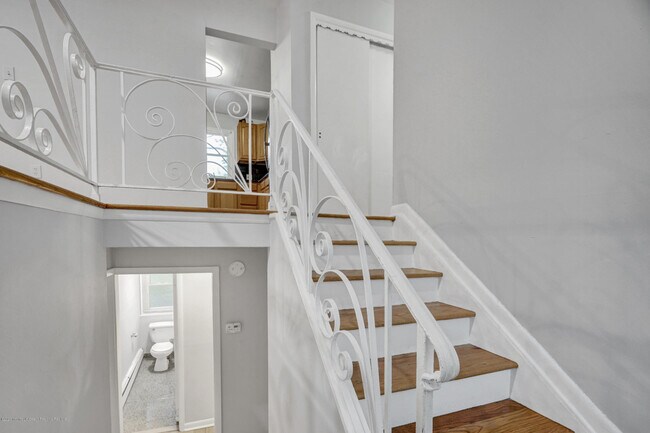 Foto del edificio - 200 Oakhurst Rd