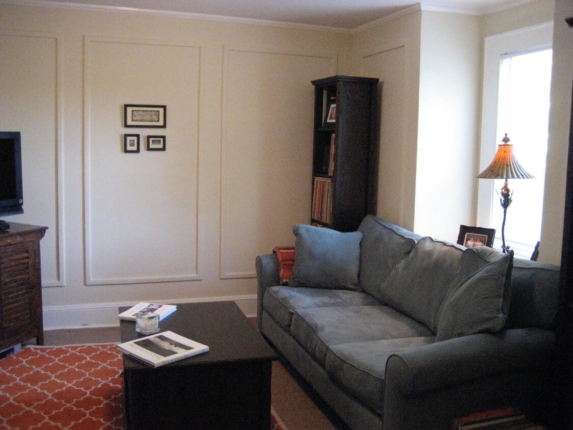 Primary Photo - 38-23 28th St