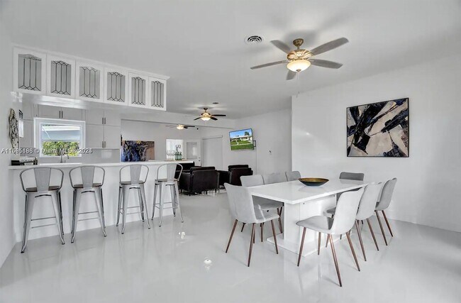 Foto del edificio - 1161 NE 201st Ter