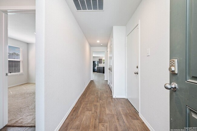 Building Photo - 5502 Rosillo Hill