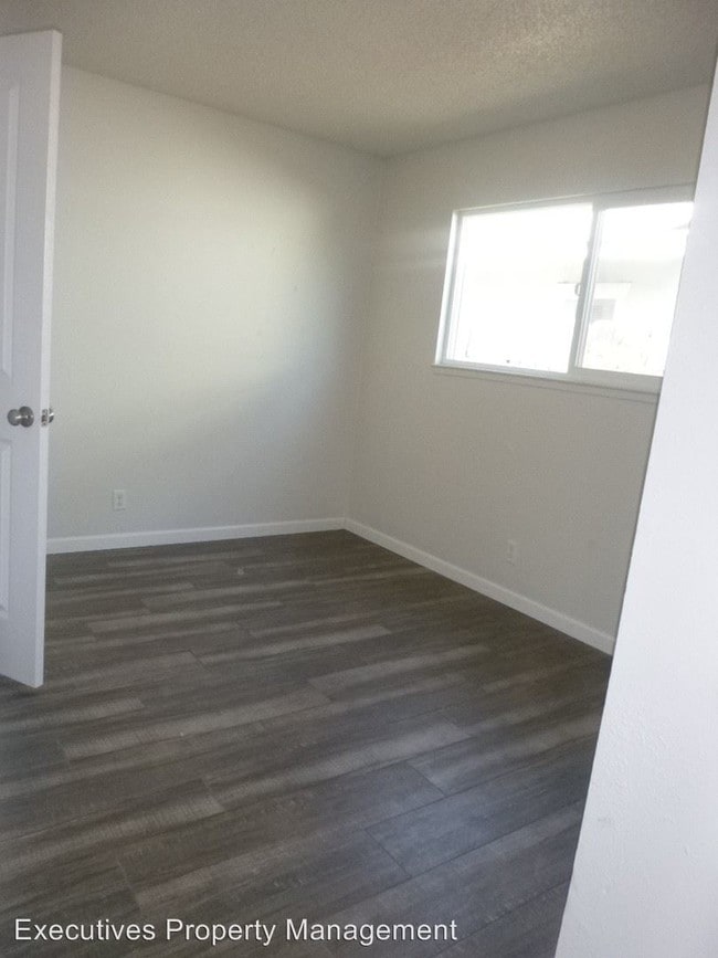 Building Photo - 3 br, 2 bath House - 3200 Virginia St