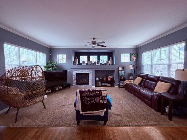 Building Photo - Entertainer’s Dream Near Southlands with Home Theater & Backyard Oasis