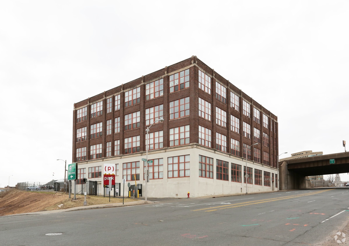 Primary Photo - ArtSpace - Hartford