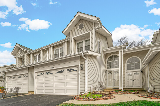 Building Photo - 706 Sturnbridge Ln