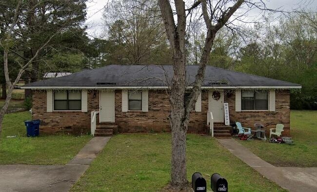 Foto del edificio - 907 Ivan Dr SW