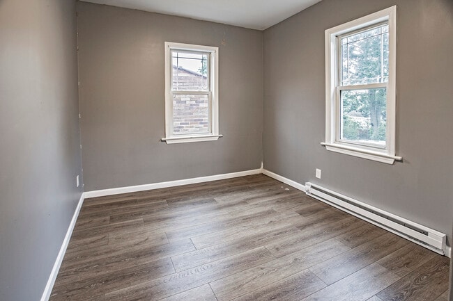 Foto del edificio - 100 W Broad St